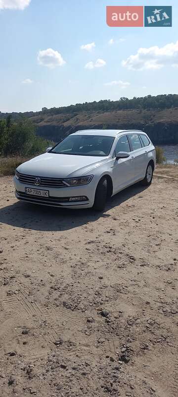 Универсал Volkswagen Passat 2017 в Запорожье фото 3 Универсал Volkswagen Passat 2017 в Запорожье