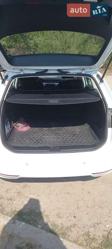 Универсал Volkswagen Passat 2017 в Запорожье фото 6 Универсал Volkswagen Passat 2017 в Запорожье