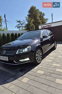 Седан Volkswagen Passat 2013 в Бучачі
