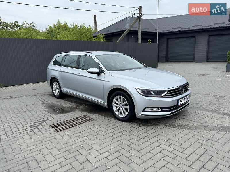 Универсал Volkswagen Passat 2017 в Сарнах