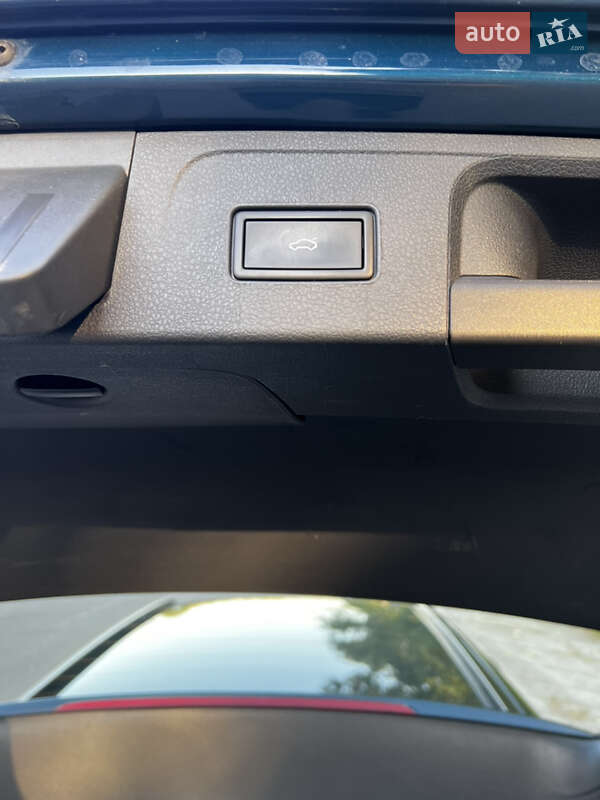 Универсал Volkswagen Passat 2022 в Луцке фото 16 Универсал Volkswagen Passat 2022 в Луцке