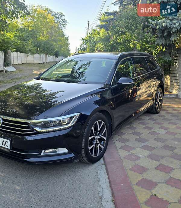 Універсал Volkswagen Passat 2018 в Дніпрі