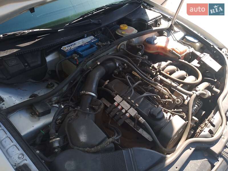 Седан Volkswagen Passat 1999 в Первомайске