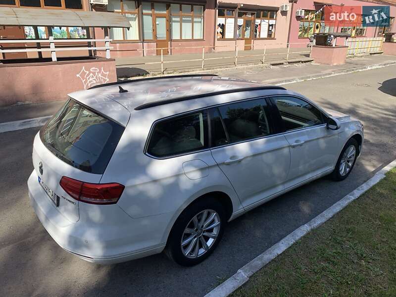 Універсал Volkswagen Passat 2016 в Києві