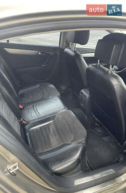 Седан Volkswagen Passat 2012 в 