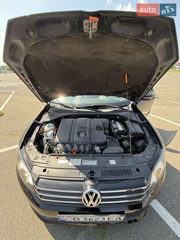 Седан Volkswagen Passat 2012 в Киеве