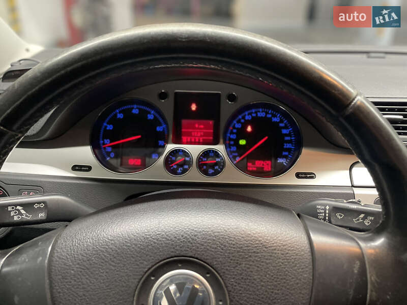 Седан Volkswagen Passat 2007 в Киеве