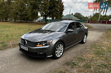 Седан Volkswagen Passat 2016 в Первомайську