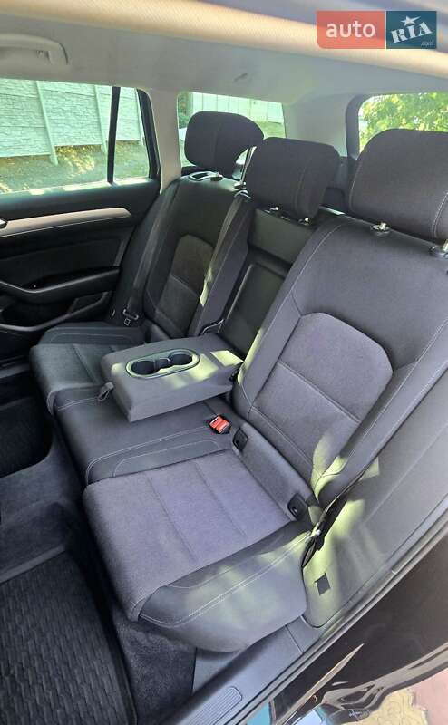 Універсал Volkswagen Passat 2018 в Дніпрі