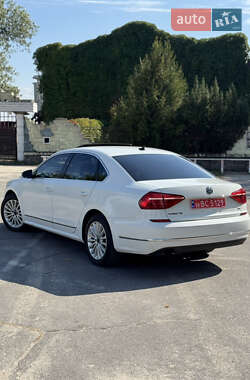 Седан Volkswagen Passat 2016 в 