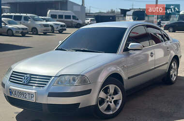 Седан Volkswagen Passat 2001 в Сумах