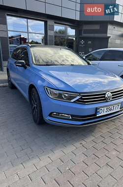 Универсал Volkswagen Passat 2015 в Рожнятове