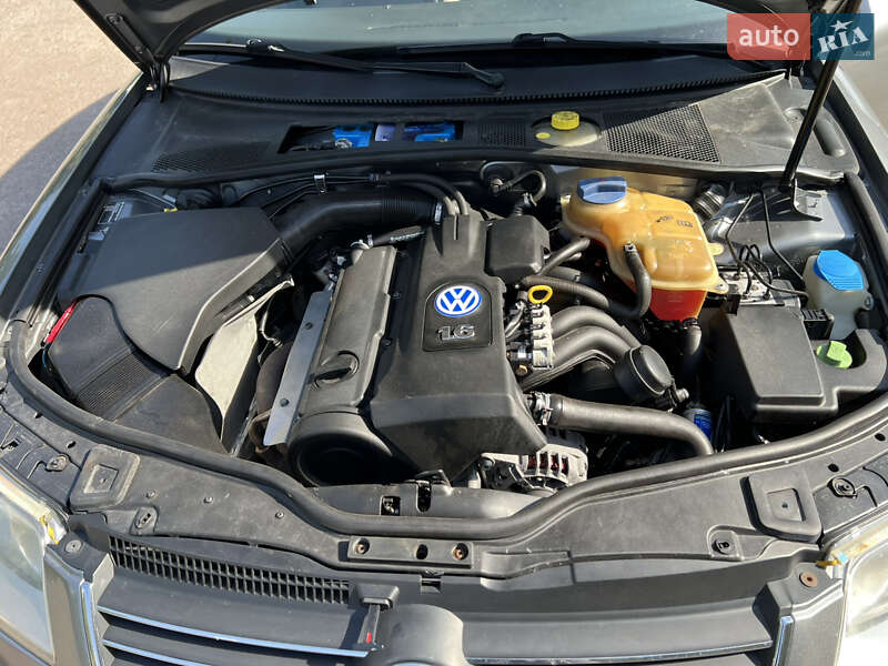 Седан Volkswagen Passat 2001 в Чернігові