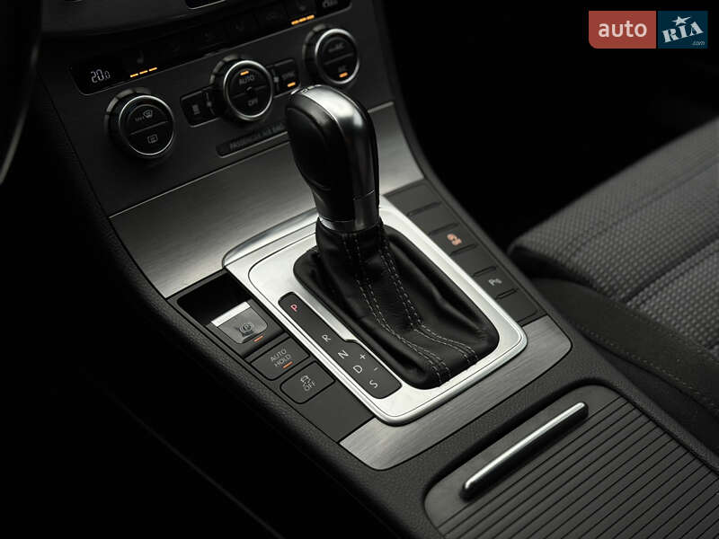 Универсал Volkswagen Passat 2014 в Мукачево фото 45 Универсал Volkswagen Passat 2014 в Мукачево