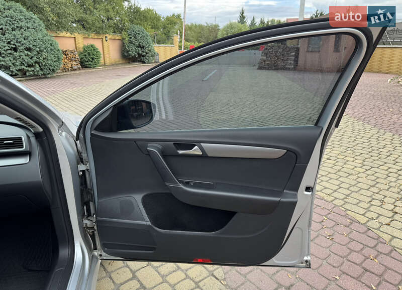 Универсал Volkswagen Passat 2014 в Мукачево фото 51 Универсал Volkswagen Passat 2014 в Мукачево