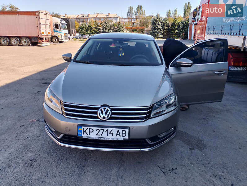 Volkswagen Passat 2012