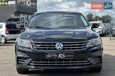 Седан Volkswagen Passat 2017 в Києві