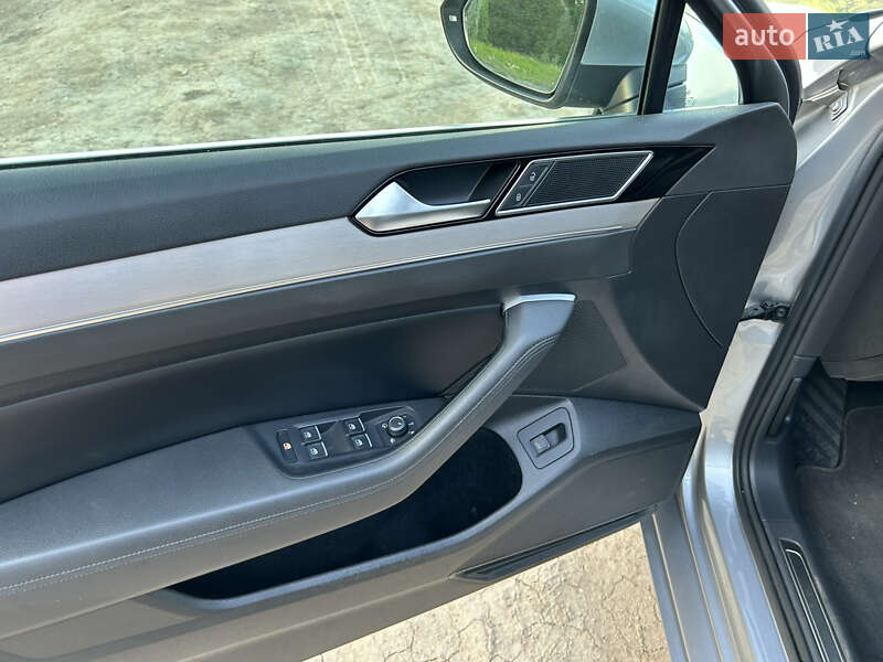 Універсал Volkswagen Passat 2018 в Радивиліві