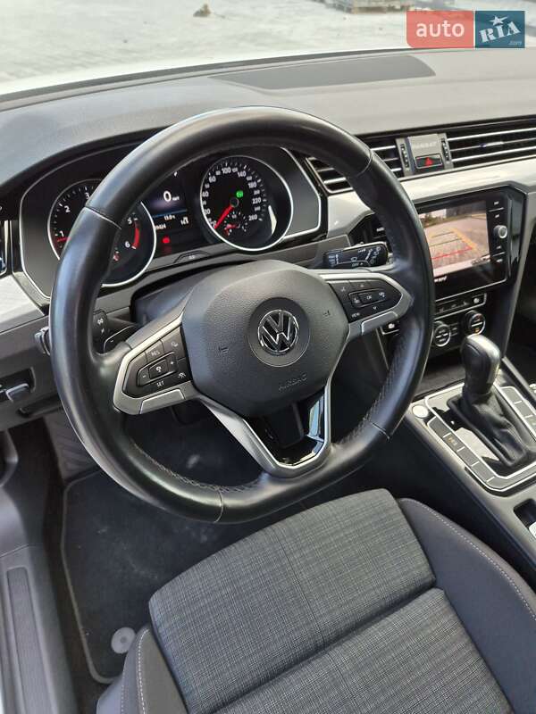 Универсал Volkswagen Passat 2020 в Тернополе