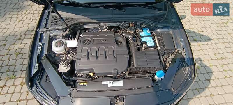 Универсал Volkswagen Passat 2018 в Львове фото 7 Универсал Volkswagen Passat 2018 в Львове