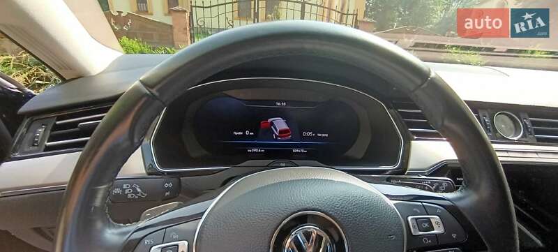 Универсал Volkswagen Passat 2018 в Львове фото 11 Универсал Volkswagen Passat 2018 в Львове