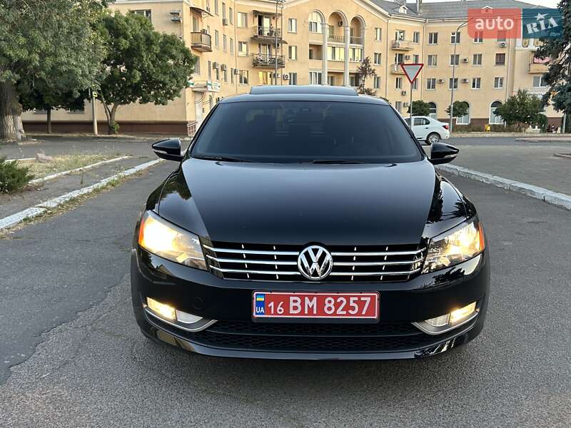 Седан Volkswagen Passat 2014 в 