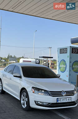 Седан Volkswagen Passat 2014 в Днепре