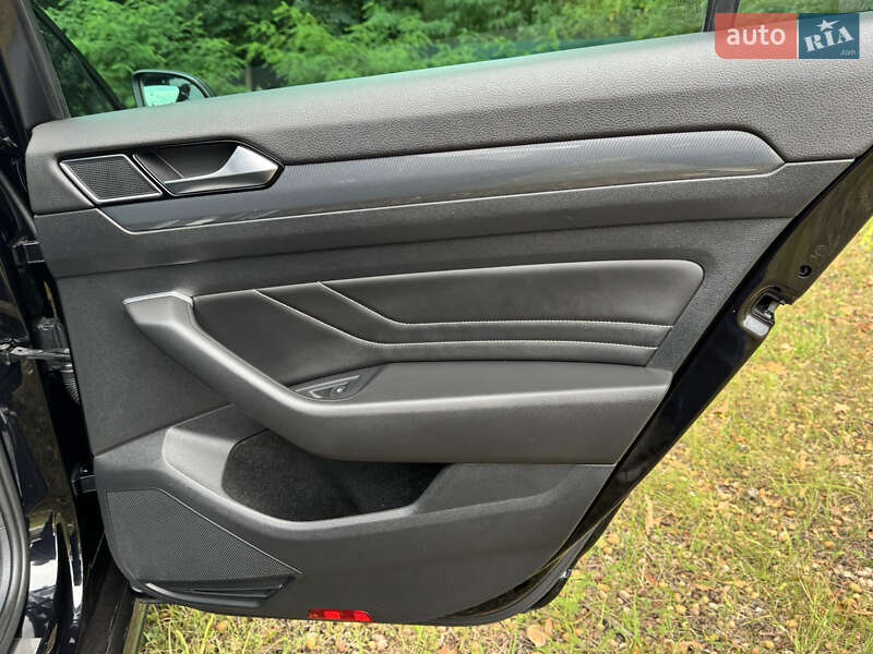 Универсал Volkswagen Passat 2019 в Бердичеве