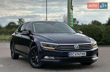 Седан Volkswagen Passat 2017 в Дрогобыче