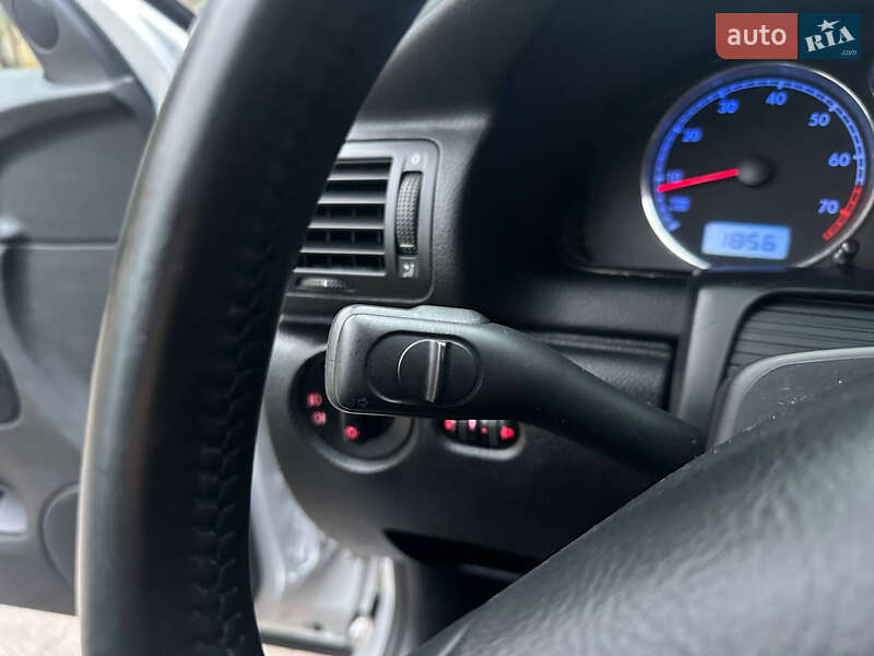 Седан Volkswagen Passat 2003 в Виннице фото 38 Седан Volkswagen Passat 2003 в Виннице