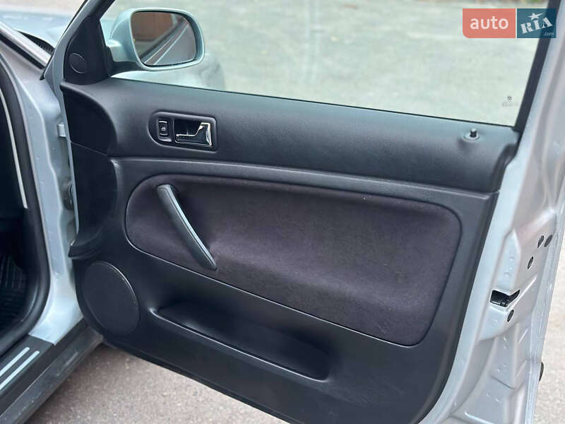 Седан Volkswagen Passat 2003 в Виннице фото 49 Седан Volkswagen Passat 2003 в Виннице