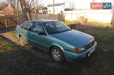 Седан Volkswagen Passat 1991 в Киеве