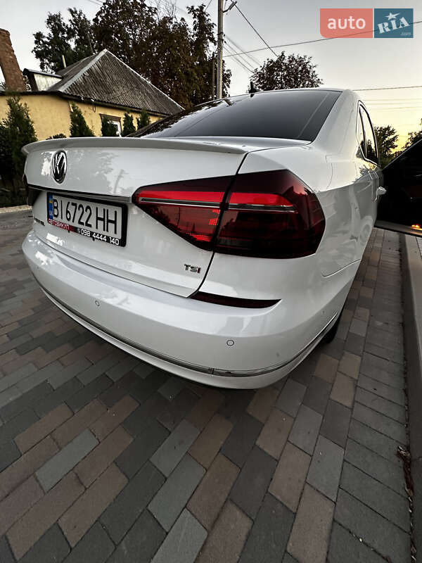 Седан Volkswagen Passat 2018 в Киеве