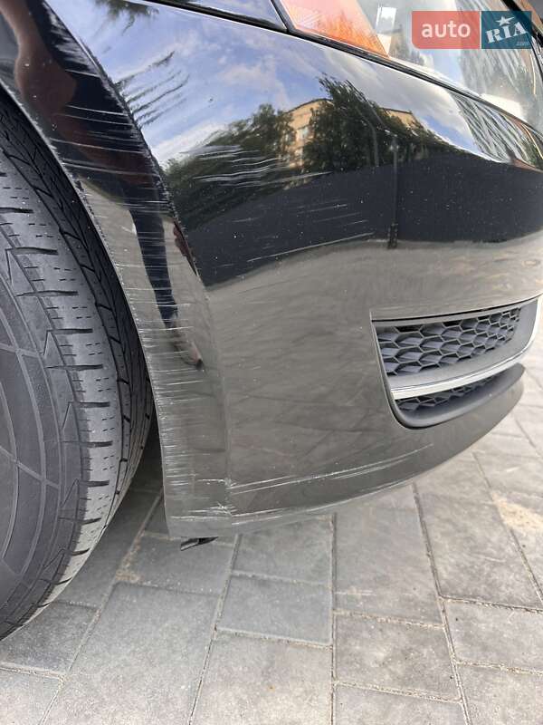 Седан Volkswagen Passat 2013 в Виннице