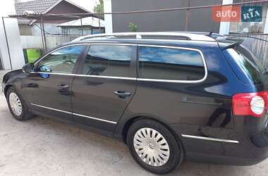 Универсал Volkswagen Passat 2006 в  фото 12 Универсал Volkswagen Passat 2006 в