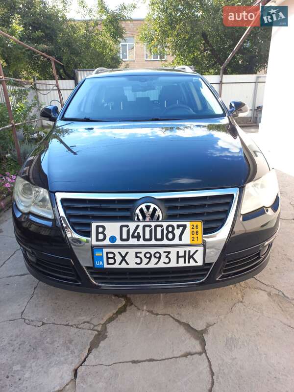 Универсал Volkswagen Passat 2006 в  фото Универсал Volkswagen Passat 2006 в