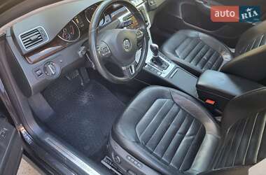 Универсал Volkswagen Passat 2011 в 