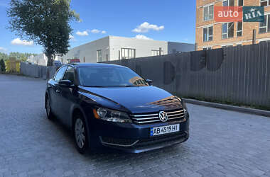 Седан Volkswagen Passat 2013 в Виннице