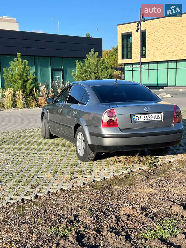 Седан Volkswagen Passat 2003 в Хмельницькому
