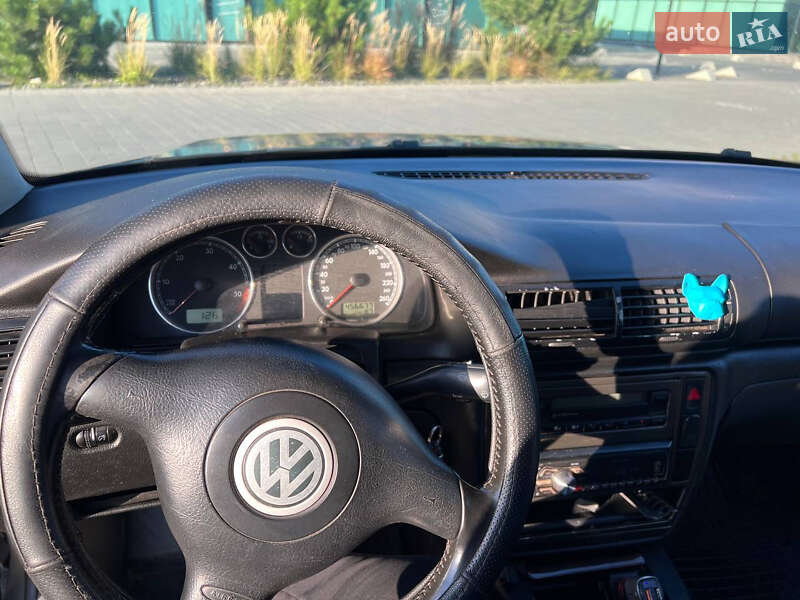 Седан Volkswagen Passat 2003 в Хмельницькому