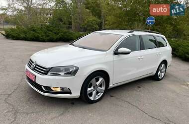 Универсал Volkswagen Passat 2013 в 