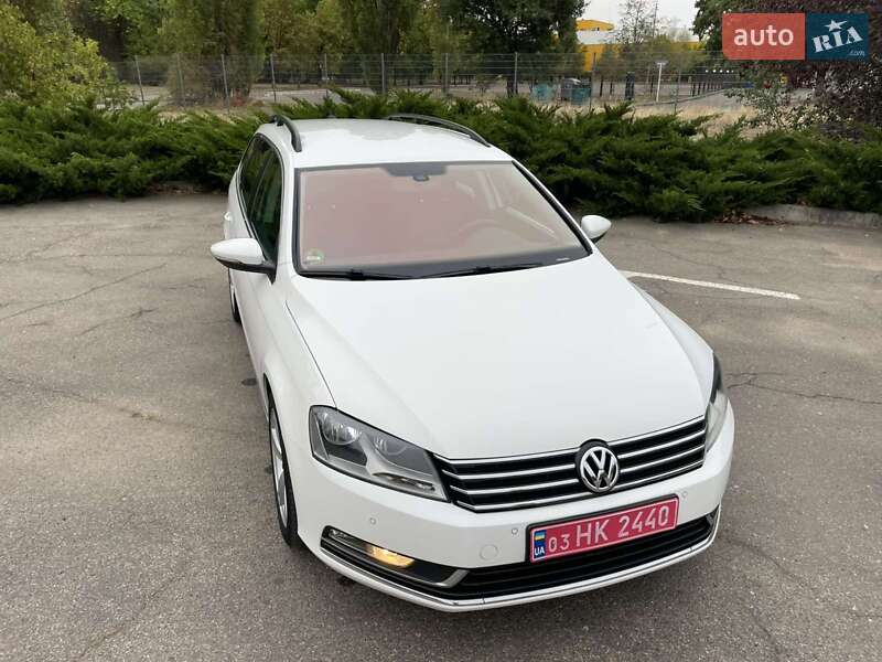 Універсал Volkswagen Passat 2013 в Миколаєві
