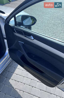 Универсал Volkswagen Passat 2016 в Полтаве