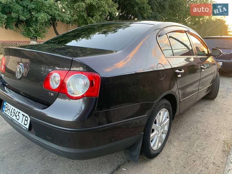 Седан Volkswagen Passat 2010 в Балте