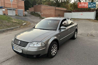 Седан Volkswagen Passat 2004 в Полтаві