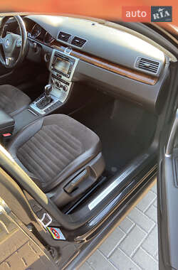 Седан Volkswagen Passat 2013 в Павлограде