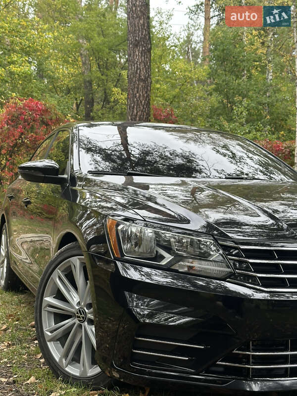 Седан Volkswagen Passat 2017 в Харькове