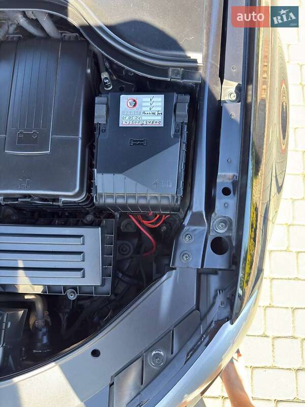 Седан Volkswagen Passat 2012 в Сторожинце