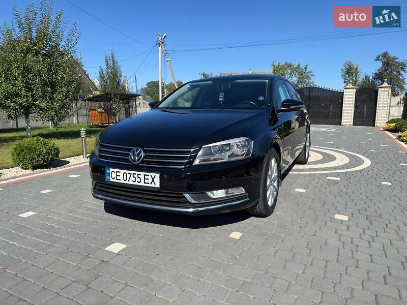 Седан Volkswagen Passat 2012 в Сторожинце