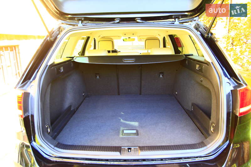 Универсал Volkswagen Passat 2017 в Ужгороде